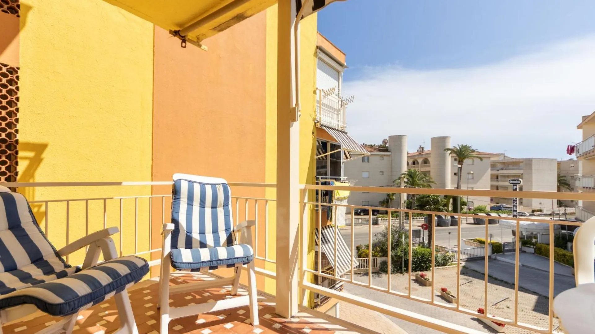 Apartment Antinea I By Interhome Cambrils